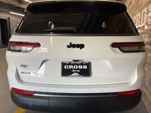 New 2026 Jeep Grand Cherokee L Limited w/ Limited Altitude Package AWD/4WD image 49