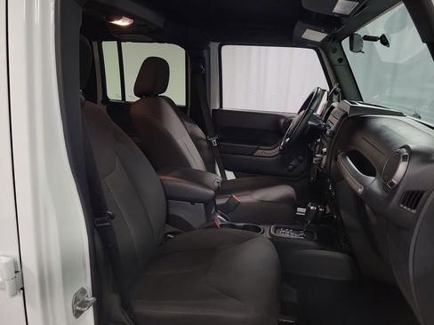 Used 2018 Jeep Wrangler Unlimited Sport w/ Connectivity Group image 23