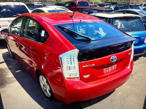 Used 2010 Toyota Prius Five FWD image 2