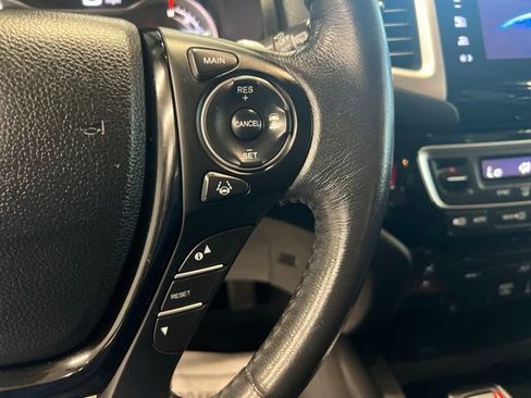 Used 2017 Honda Pilot Elite image 17