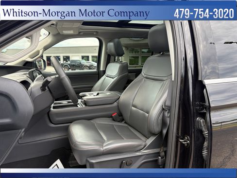 Used 2025 Ford Expedition Max Active AWD/4WD image 7