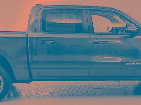 Used 2022 RAM 1500 Big Horn AWD/4WD image 2