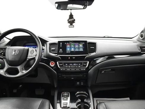 Used 2022 Honda Pilot Touring image 19