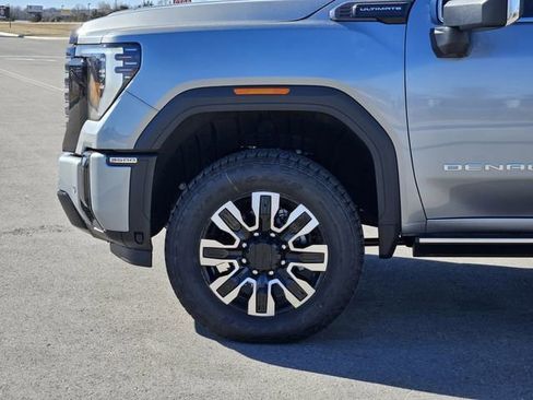 New 2026 GMC Sierra 3500 Denali Ultimate image 6