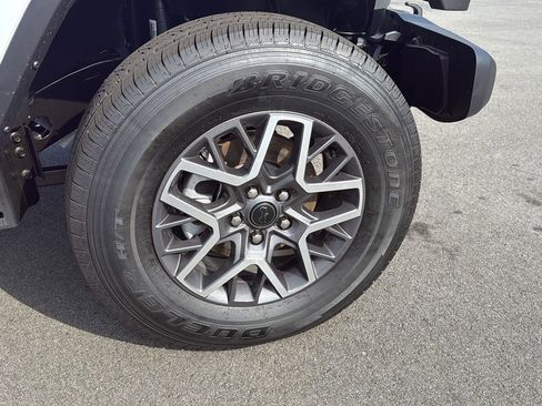 New 2025 Jeep Wrangler Sahara image 11