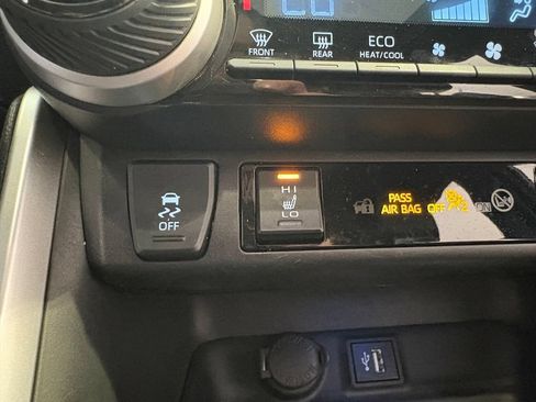 Used 2023 Toyota RAV4 XSE w/ Weather Package AWD/4WD image 12