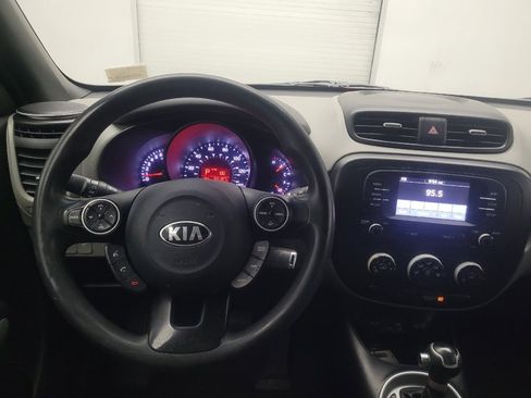 Used 2019 Kia Soul image 22