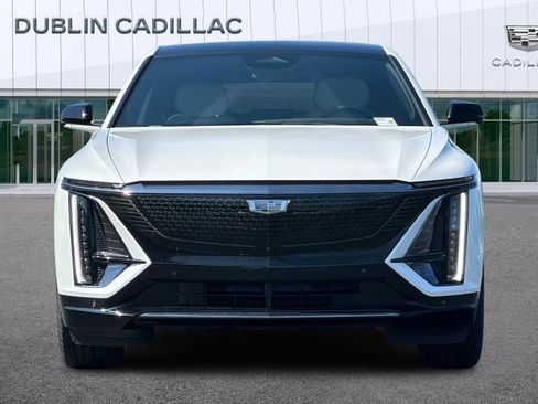 Certified 2024 Cadillac Lyriq Sport w/ LPO, Floor Liner Package AWD/4WD image 9