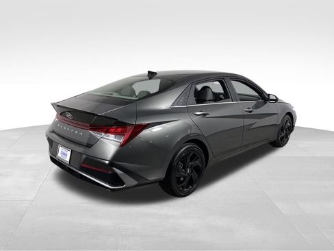 New 2026 Hyundai Elantra SEL Sport Premium FWD image 5
