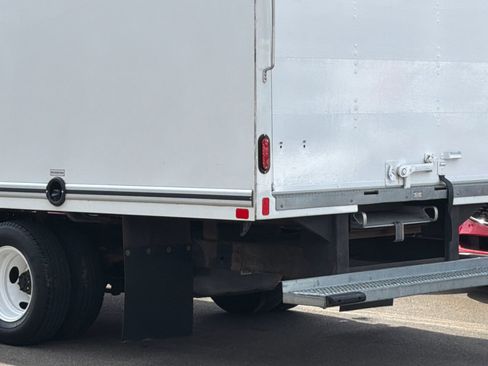 Used 2024 Ford E-350 and Econoline 350 Super Duty w/ Power Windows & Locks Group image 8