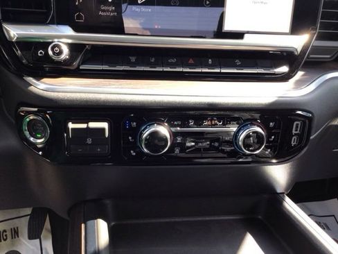 New 2026 GMC Sierra 2500 SLT AWD/4WD image 14