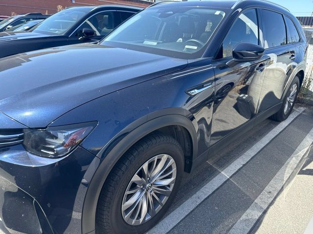 Used 2024 MAZDA CX-90 Plug-In Hybrid w/ Preferred AWD/4WD image 2