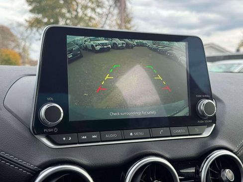 Certified 2025 Nissan Sentra SV image 27