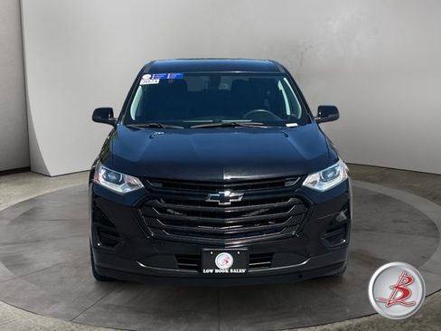 Used 2021 Chevrolet Traverse LS w/ LPO, Blackout Package AWD/4WD image 2
