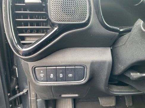 Used 2023 Kia Soul EX FWD image 13