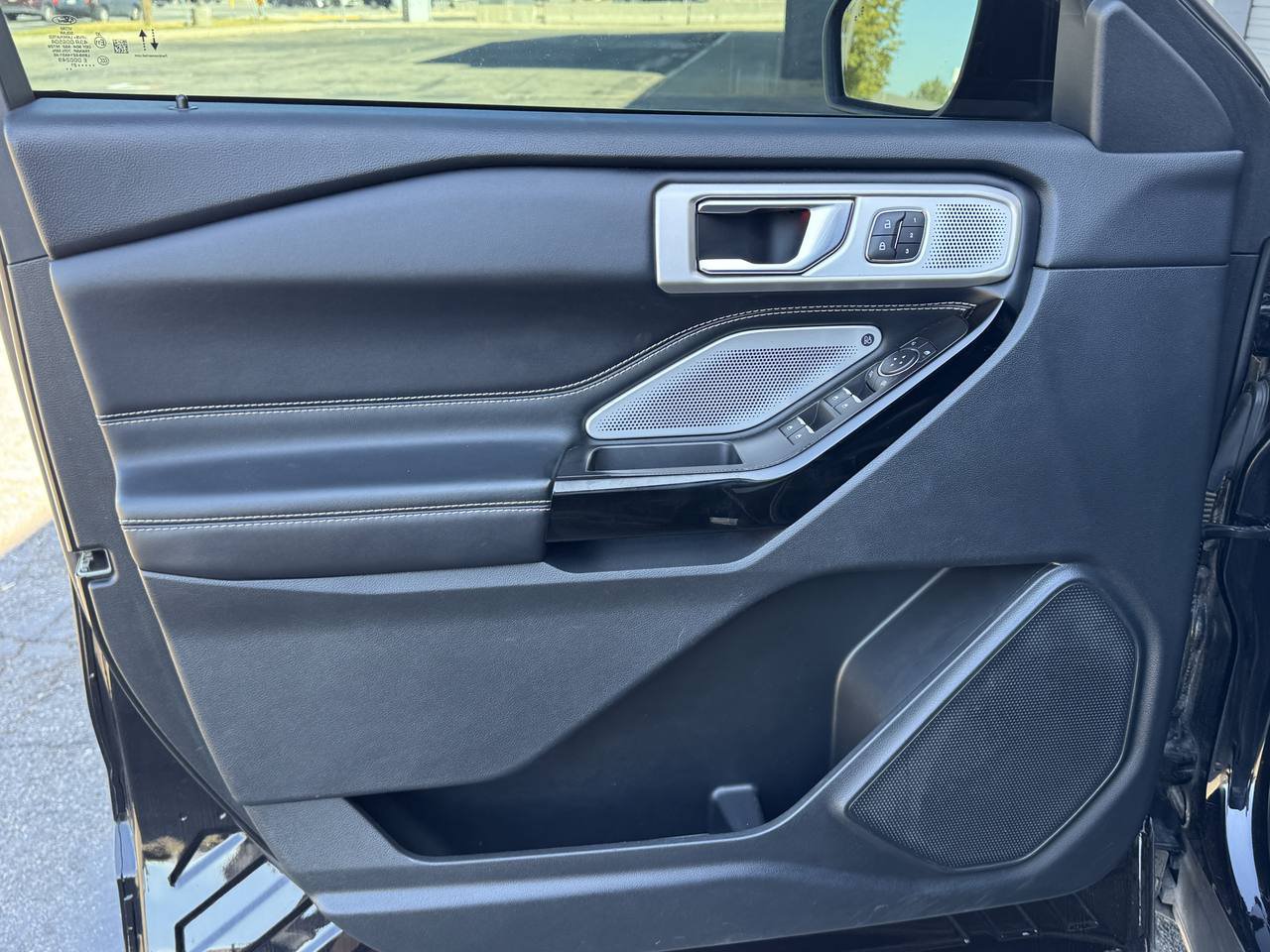 Used 2021 Ford Explorer ST w/ Equipment Group 401A AWD/4WD image 13