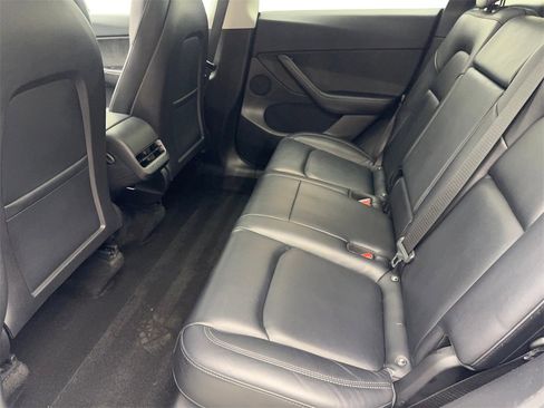 Used 2021 Tesla Model Y Performance image 33