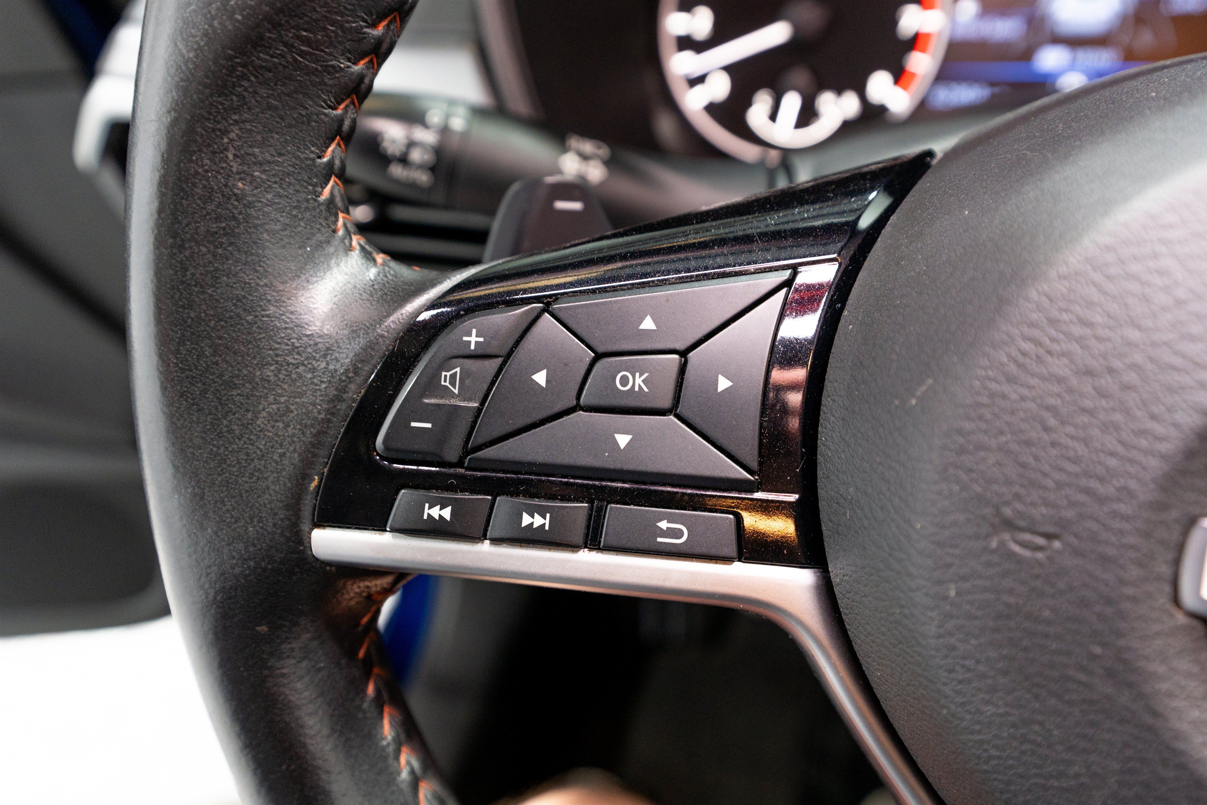 Used 2024 Nissan Altima 2.5 SR FWD image 23