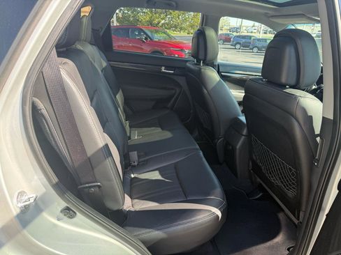 Used 2013 Kia Sorento SX w/ SX Premium Pkg FWD image 24