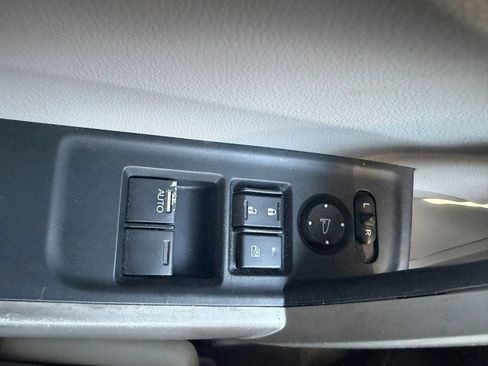 Used 2012 Honda Civic LX image 22