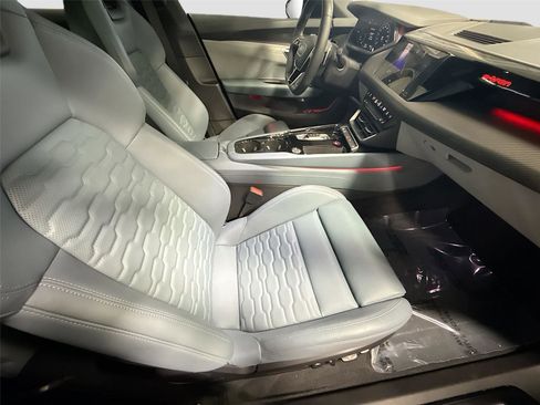 Used 2024 Audi e-tron GT Premium Plus w/ Performance Package image 29