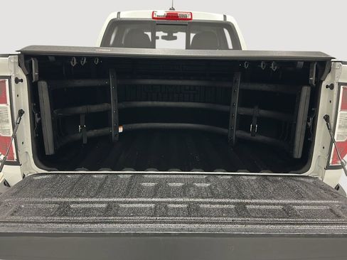 Used 2022 GMC Canyon AT4 image 21