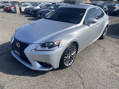 Used 2015 Lexus IS 250 w/ Navigation System Package RWD image 2