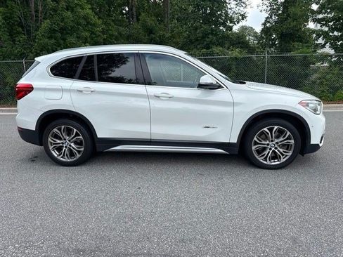 Used 2017 BMW X1 xDrive28i AWD/4WD image 12