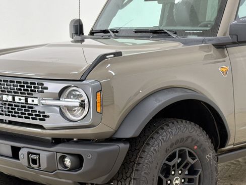 New 2026 Ford Bronco Badlands AWD/4WD image 11