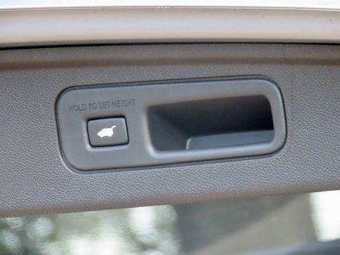 Used 2025 Honda Odyssey EX-L image 10
