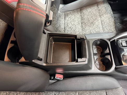 Used 2023 Chevrolet Colorado Z71 w/ Z71 Convenience Package 2 image 29