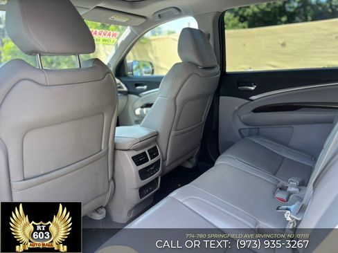 Used 2017 Acura MDX SH-AWD w/ Technology Package image 9