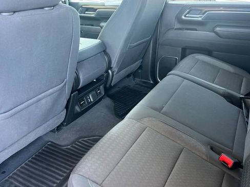 Used 2025 Chevrolet Silverado 2500 LT w/ Convenience Package AWD/4WD image 14