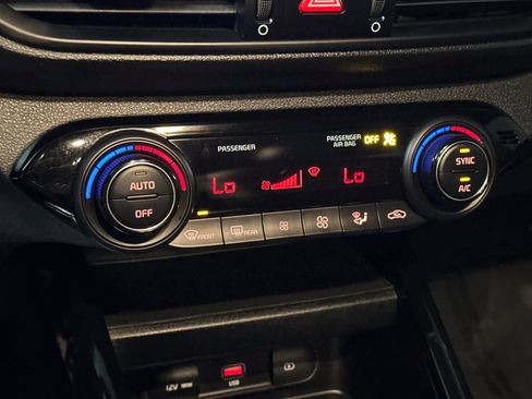 Used 2024 Kia Forte GT-Line image 19