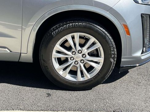 Certified 2025 Cadillac XT6 Luxury AWD/4WD image 11