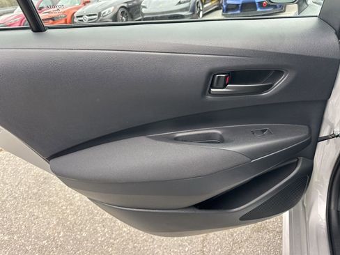Used 2025 Toyota Corolla LE image 23