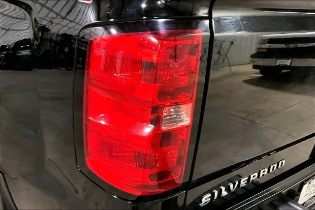 Used 2016 Chevrolet Silverado 2500 LT AWD/4WD image 10