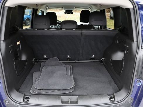 Used 2020 Jeep Renegade Latitude image 9