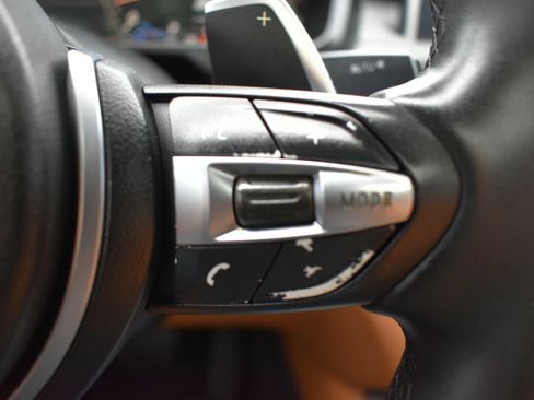 Used 2015 BMW X6 xDrive35i image 17