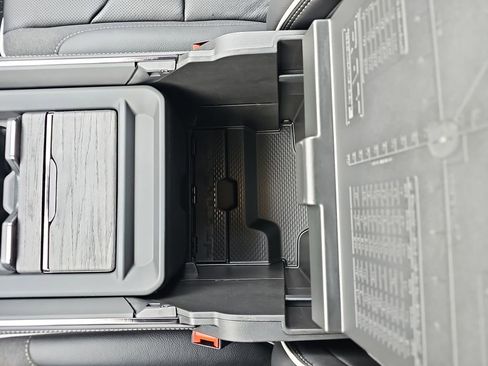 New 2026 RAM 1500 Limited AWD/4WD image 32