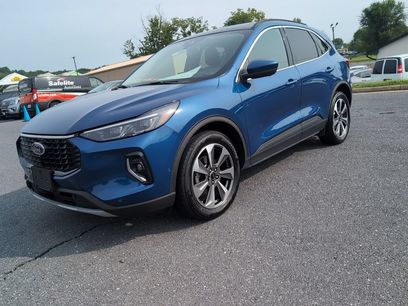 Certified 2023 Ford Escape Platinum w/ Premium Technology Package