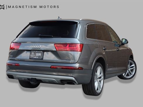 Used 2018 Audi Q7 3.0T Prestige AWD/4WD image 9