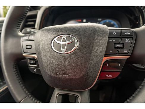 Used 2023 Toyota Crown Platinum AWD/4WD image 29