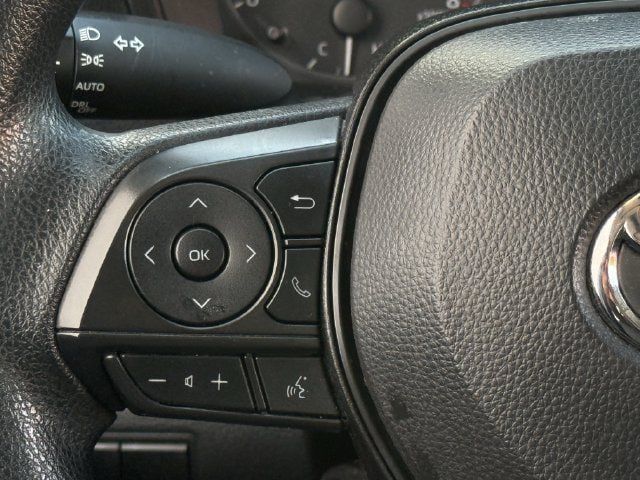 Used 2024 Toyota Corolla LE FWD image 14