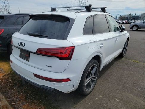 Used 2023 Audi Q5 e Premium Plus w/ Premium Plus Package image 2