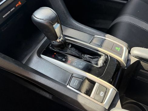 Used 2020 Honda Civic Sport image 16