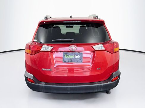 Used 2015 Toyota RAV4 LE FWD image 7