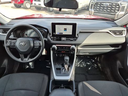 Certified 2025 Toyota RAV4 LE FWD image 17
