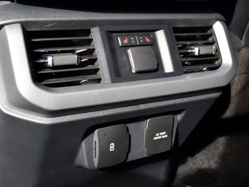 Used 2022 Ford F150 Lariat w/ Equipment Group 502A High AWD/4WD image 23