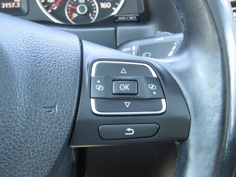 Used 2017 Volkswagen Tiguan Sport AWD/4WD image 22